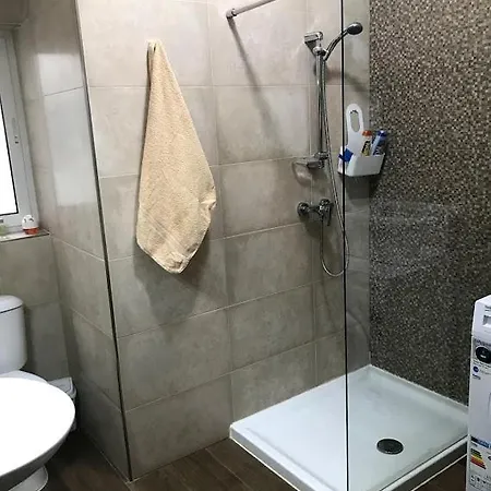 - 5 Mins From Airport * Luqa